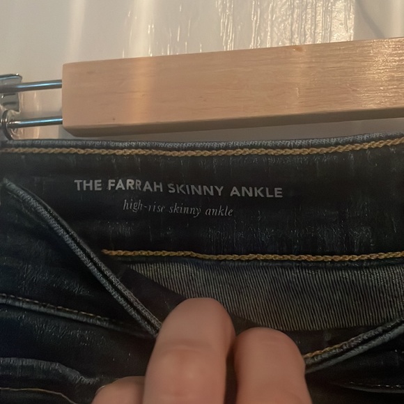 AG Farrah skinny ankle jean. 29r* - Picture 4 of 9